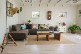 5 Cordless Vacuums for Big Homes